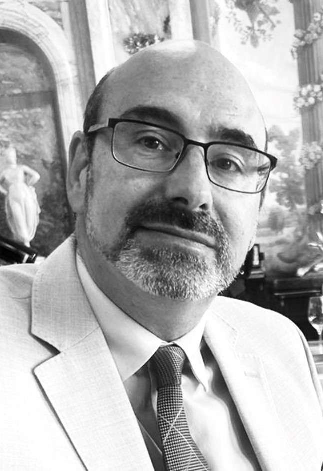Simon Levene MRICS